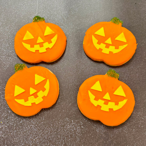 Fondant Jack-O-Lantern Cookie